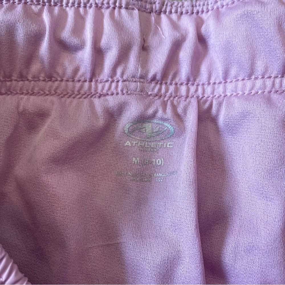 5/$25 Lilac Athletic Shorts with Pockets Size Medium - Picture 3 of 5